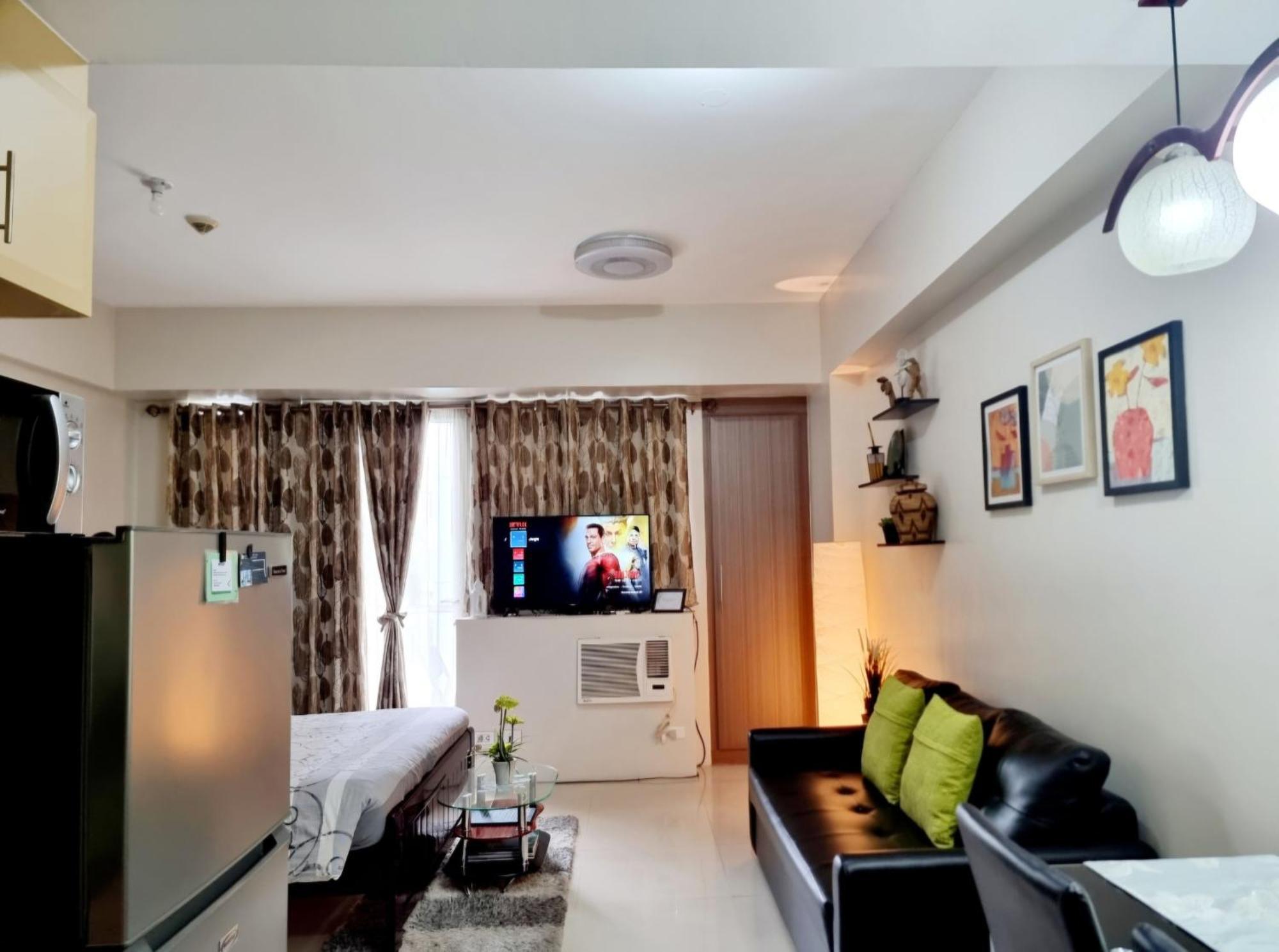 One Palm Tree Villas Condo Across Naia Terminal 3 Manila Exterior photo