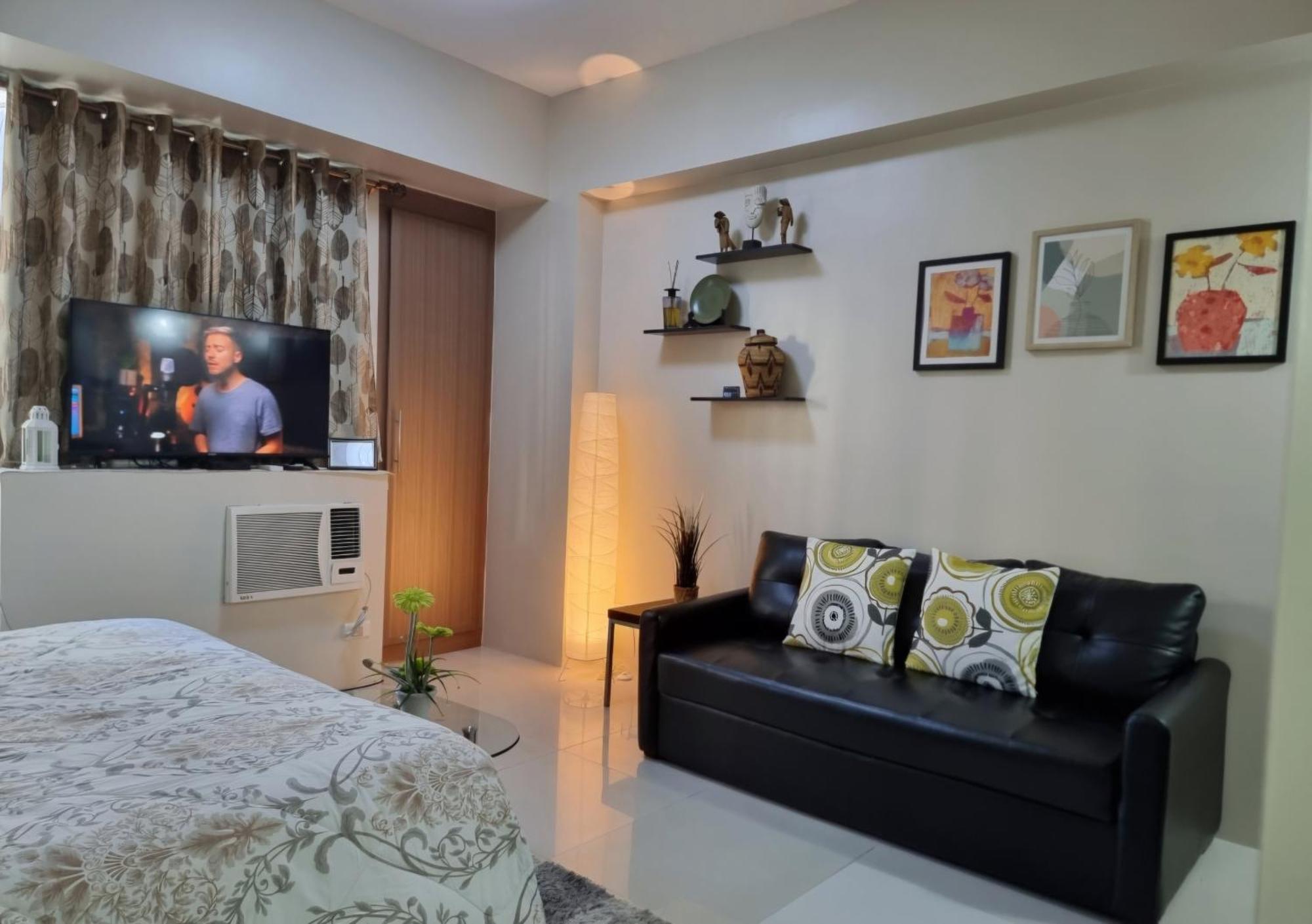 One Palm Tree Villas Condo Across Naia Terminal 3 Manila Exterior photo
